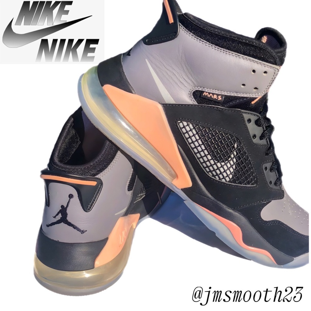 🛑CLEARANCE‼️ Jordan Mars 270 Black Gunsmoke Crimson Tint